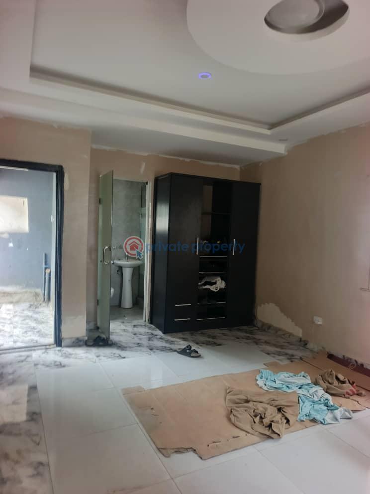 5 bedroom Semi detached Duplex For Sale Ogudu Gra Phase1 Pako Ogudu GRA Lagos - 3