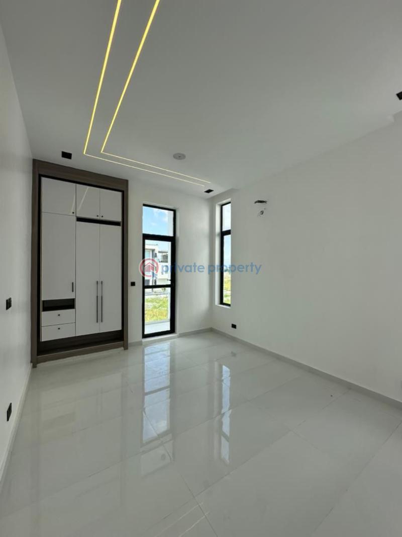 5 bedroom Detached Duplex For Sale Osapa Lekki Lagos - 3