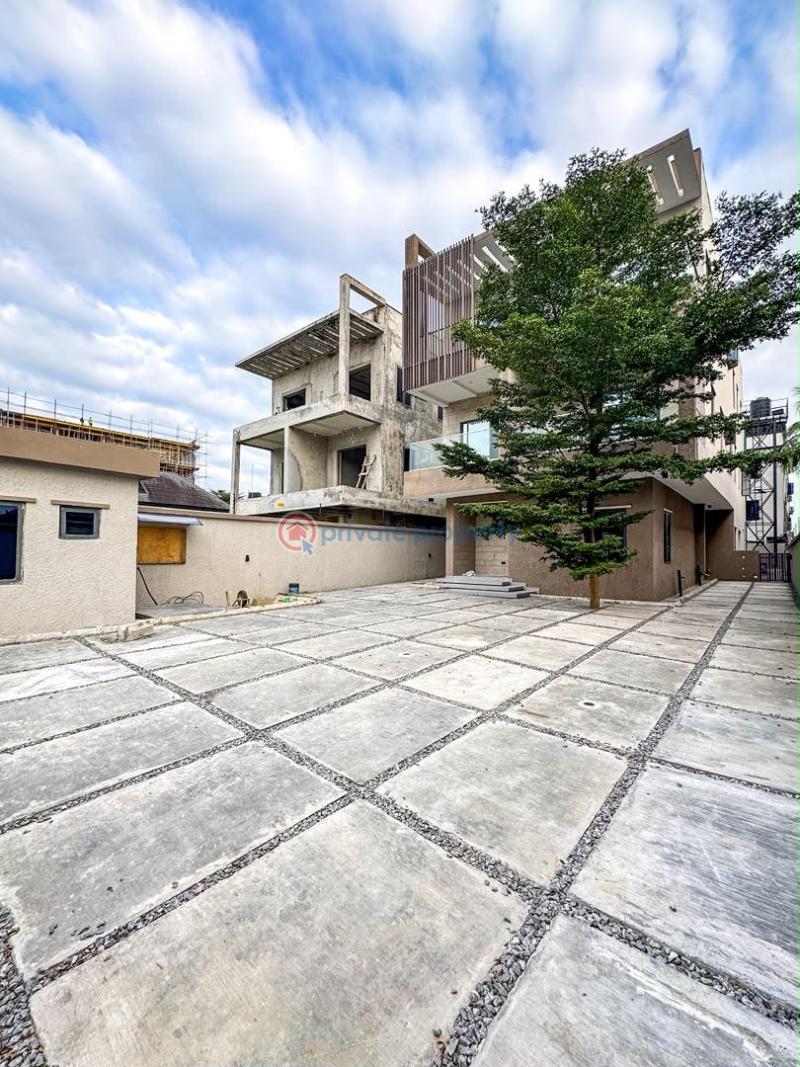 5 bedroom Detached Duplex For Sale Lekki Phase 1 Lagos - 0