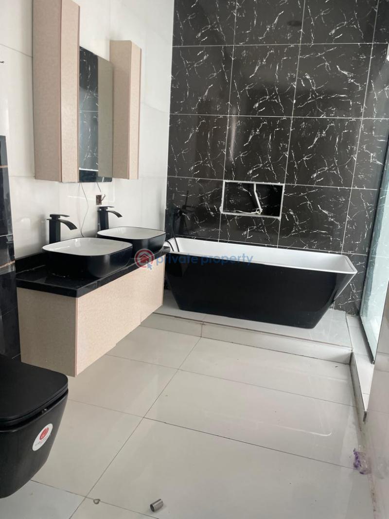 5 bedroom Detached Duplex For Sale Orch Road Lekki Lagos. Along Lekki Expressway Lagos - 11