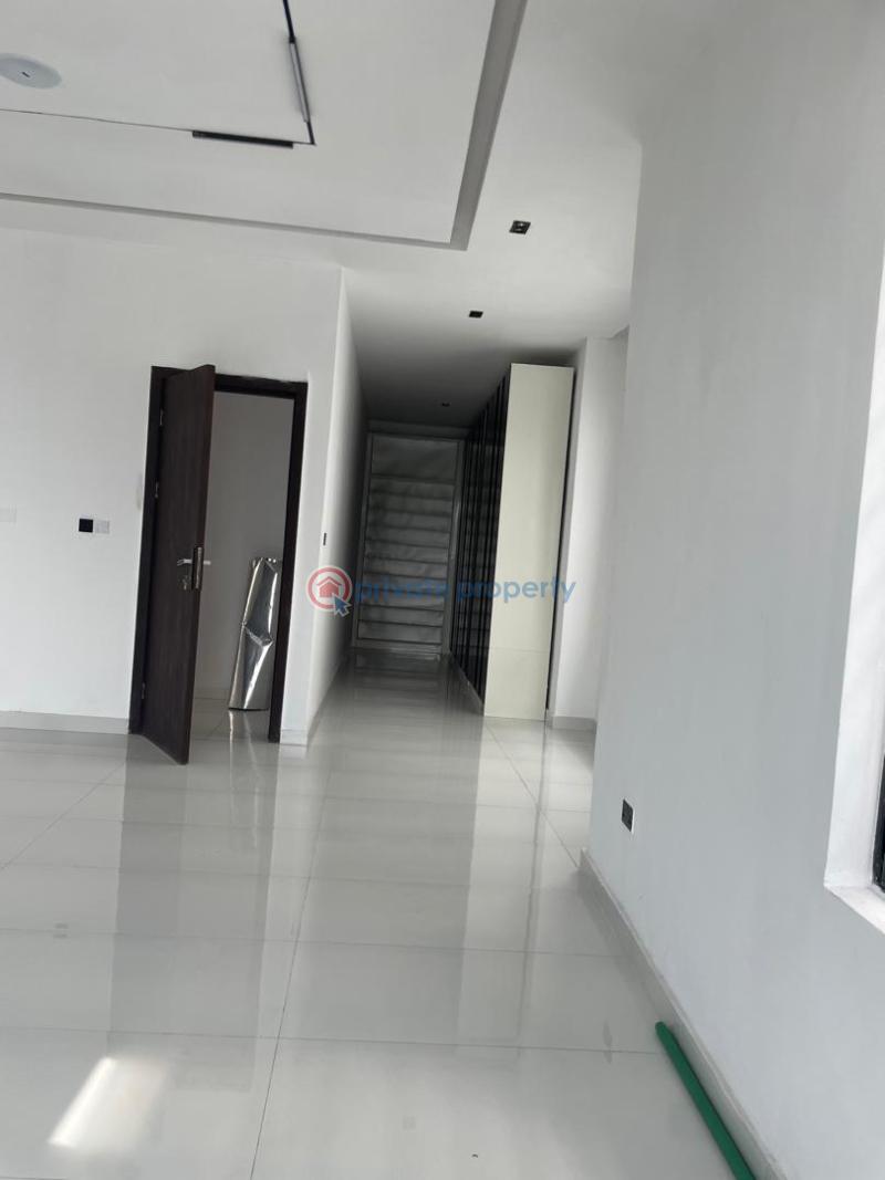 5 bedroom Detached Duplex For Sale Orch Road Lekki Lagos. Along Lekki Expressway Lagos - 0