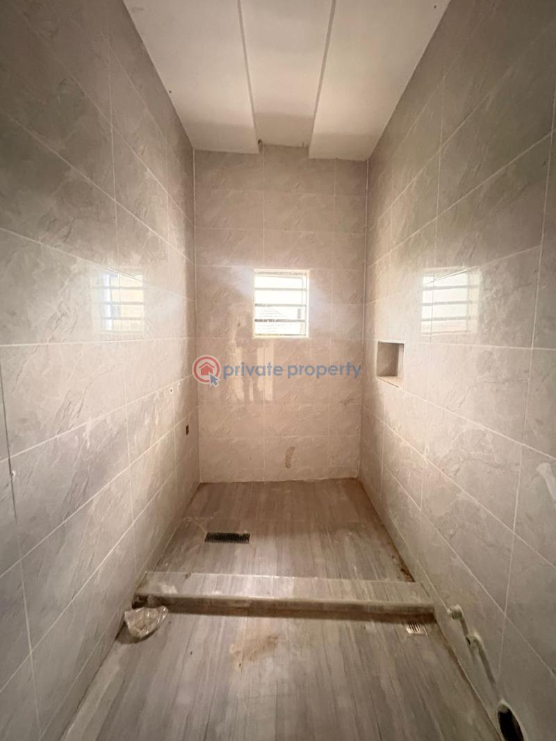 House For Sale New Garage, Challenge, Along Old Lagos/ijebu Expressway, Ibadan Ibadan Oyo - 10