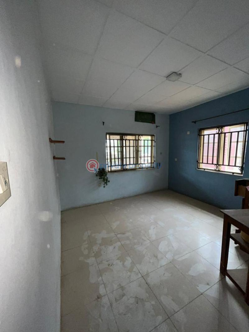 House For Sale At Akala Estate, Ibadan Oyo - 9