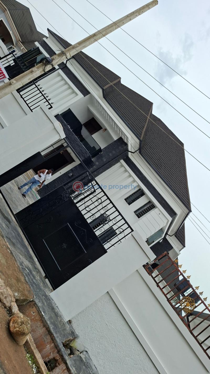 Duplex For Sale At Doctors Street Close To General Hospital Asaba Asaba Delta - 0