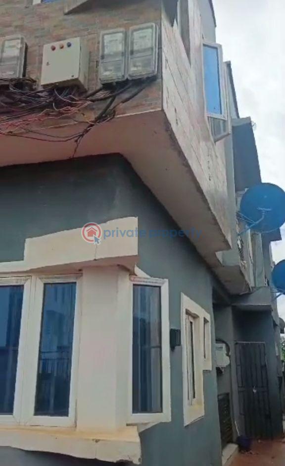 2 bedroom Block Of Flats For Sale Ikorodu Lagos - 2