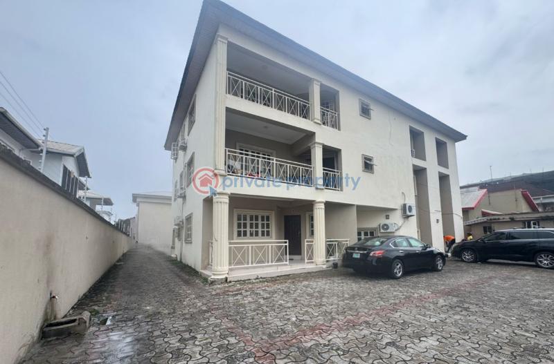 3 bedroom Block Of Flats For Sale Lekki Lagos - 4