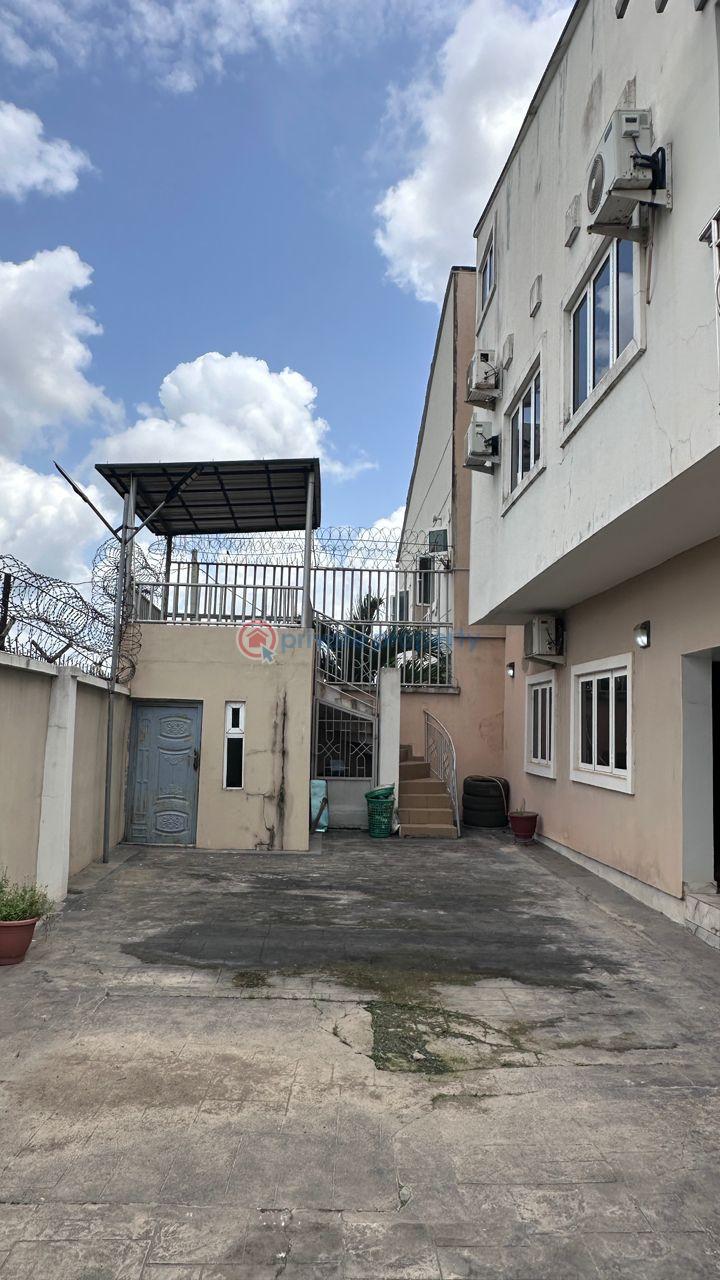 5 bedroom Duplex For Sale 📍 Customs Gate/palms Garden Estate, Oluyole Estate Oluyole Estate Ibadan Oyo - 7