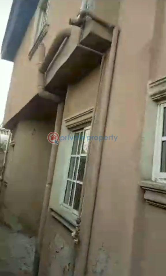 7 bedroom Duplex For Sale Ikorodu Lagos - 7