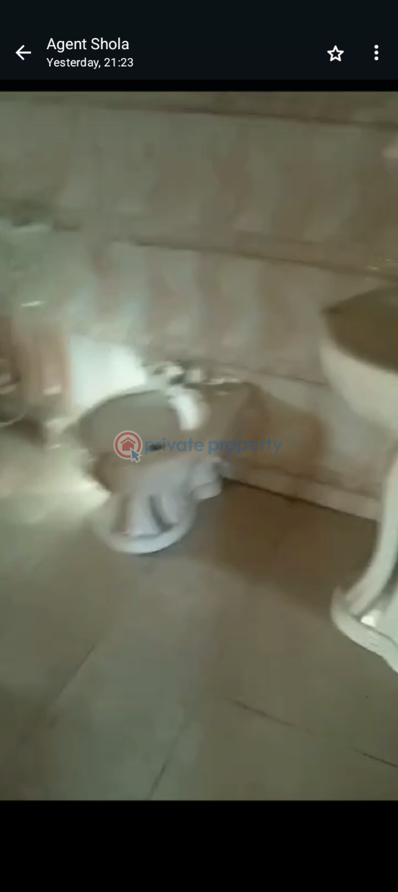 7 bedroom Duplex For Sale Ikorodu Lagos - 3