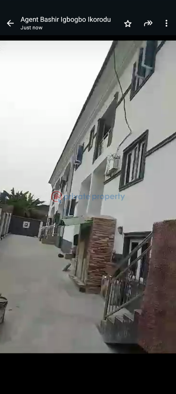 2 bedroom Block Of Flats For Sale Ikorodu Lagos - 4