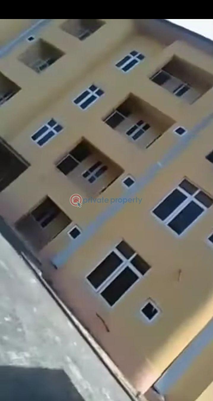 3 bedroom Block Of Flats For Sale *for Sale.* 8numbers 3bedroom Flat With Off Kasim Ekemode St, Victoria Isla Victoria Island Lagos - 2