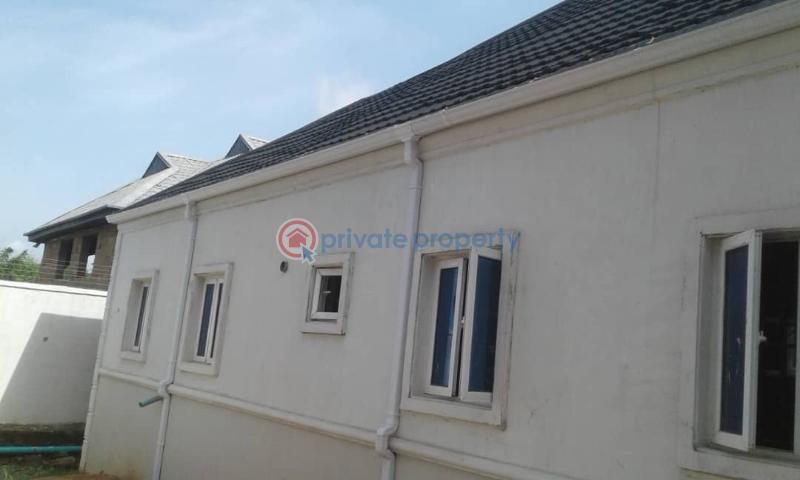 House For Sale Of Land Located At Osodipe Street,zone F,akoto Estate Off Elebu,ibadan. Ibadan Oyo - 4