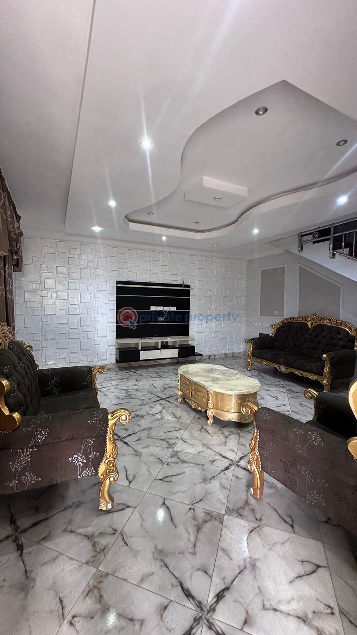 5 bedroom Duplex For Sale 📍 Customs Gate/palms Garden Estate, Oluyole Estate Oluyole Estate Ibadan Oyo - 5