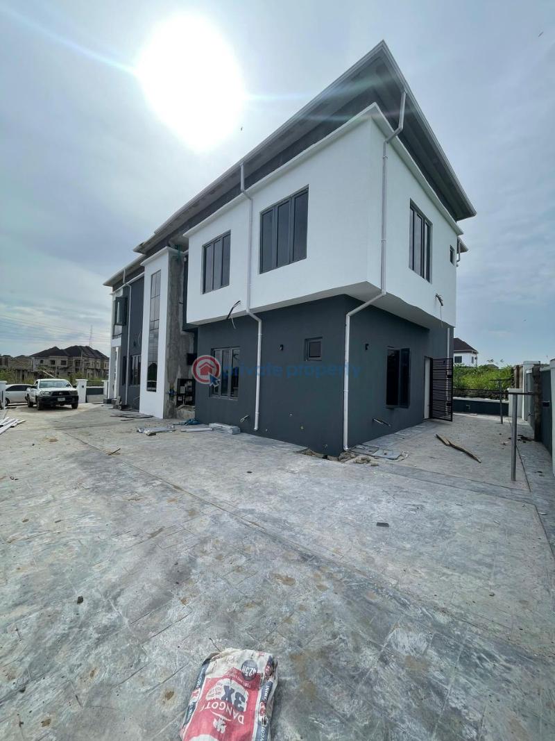 House For Sale Location: Tiger Estate, Ibadan Ibadan Oyo - 1