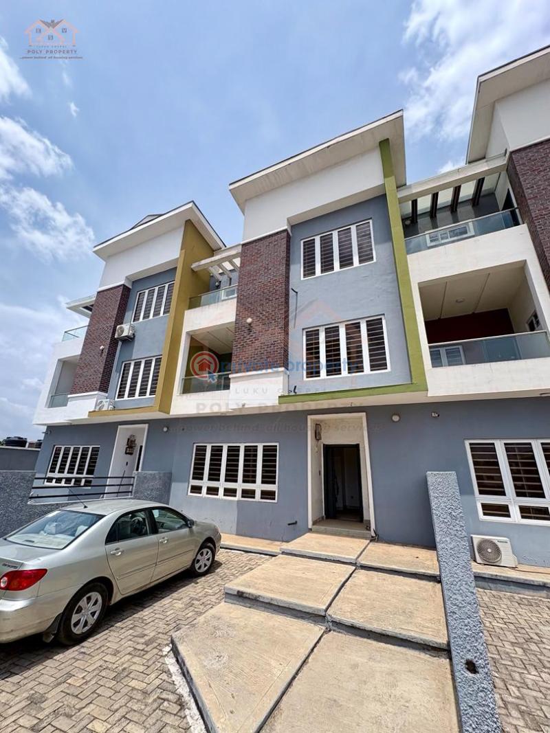 House For Sale Palms Groove Court, Iyaganku Road. Ibadan Oyo - 0