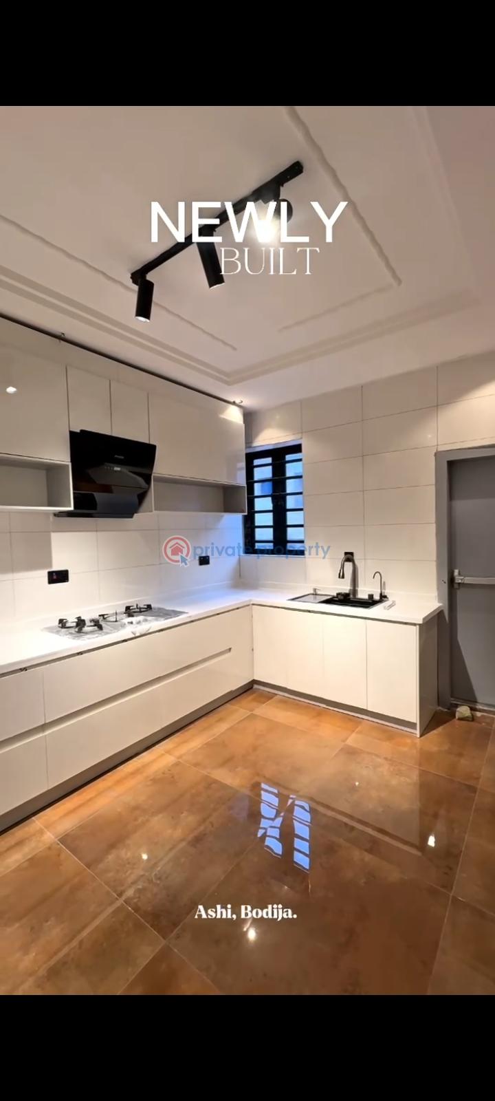 2 bedroom Semi detached Duplex For Sale Ashi, Bodija Bodija Ibadan Oyo - 2