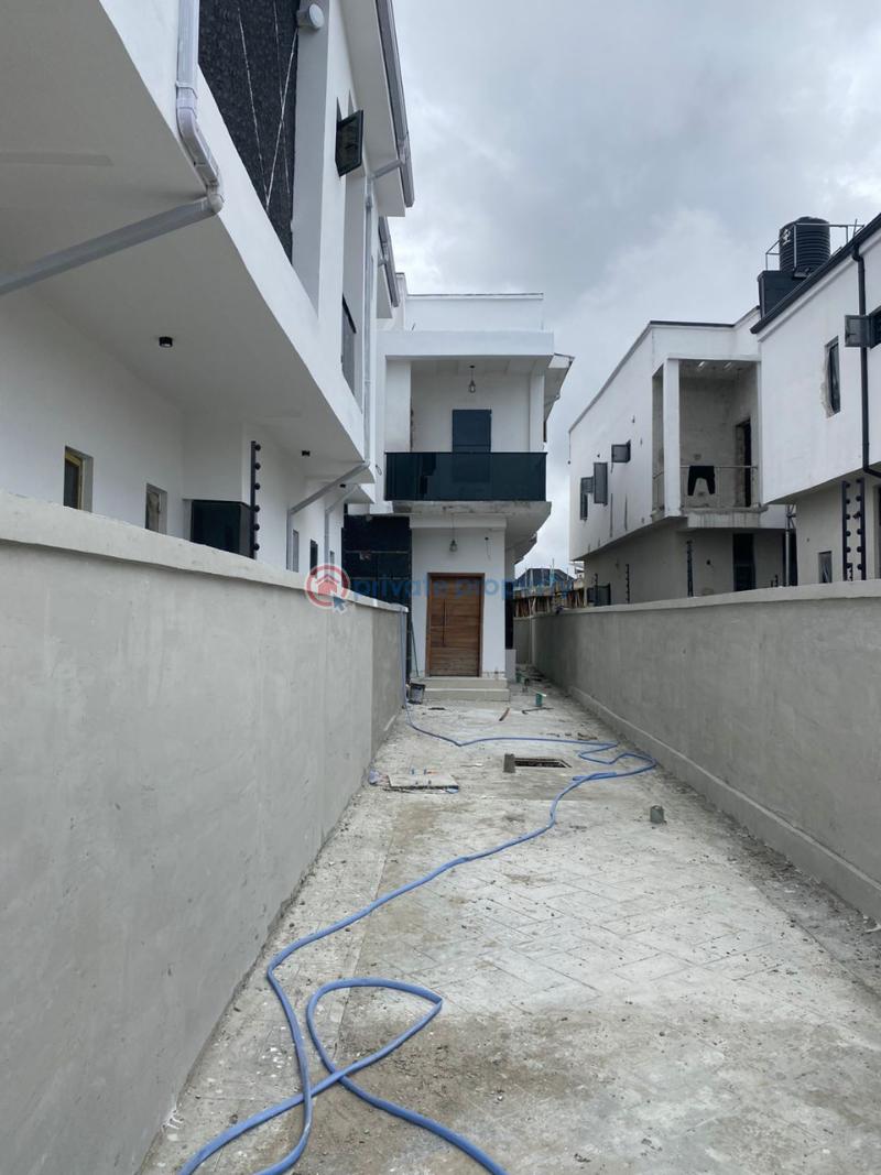 For sale. a newly built 4 bedroom semi-detached house + 1 room bq - 1 4 bedroom Semi detached Duplex For Sale Ologolo Lekki Lagos - 1