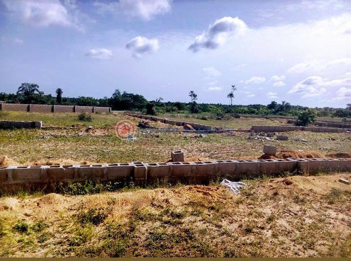 Land For Sale Elerangne, Along Lekki Epe Expressway, Ibeju Lekki Lekki Lagos - 0