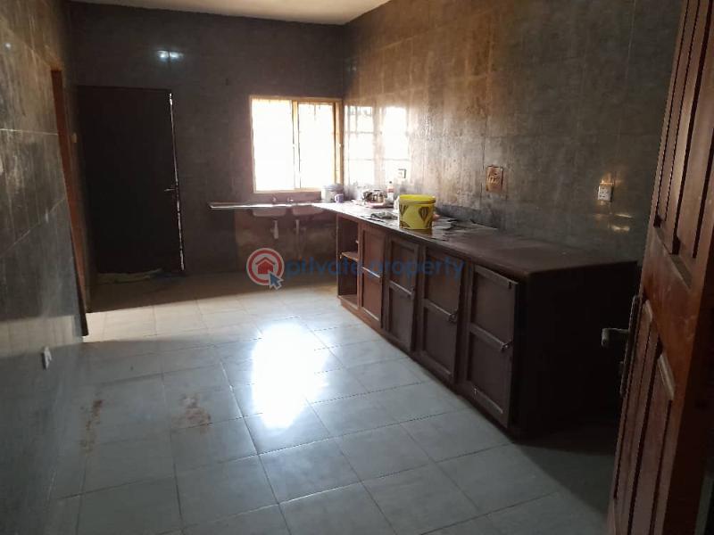 4 bedroom Detached Bungalow For Sale Gboju, By Ap, Before Gberigbe Gberigbe Ikorodu Lagos - 8