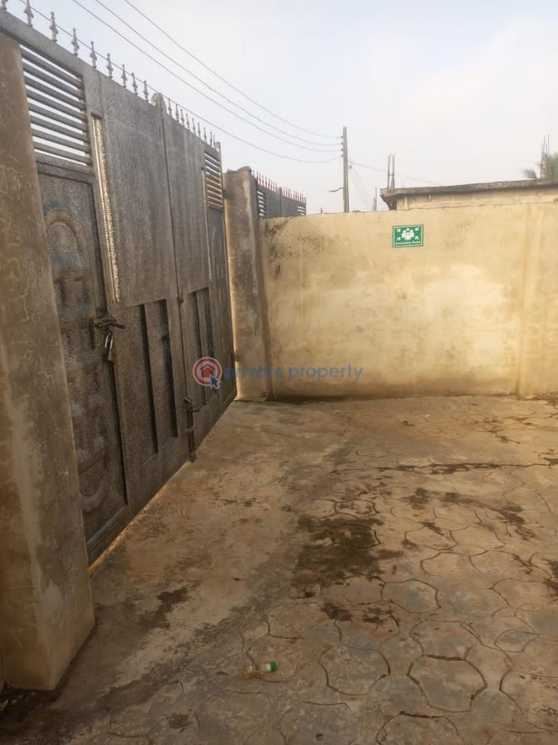 Bungalow For Sale Off Imota Road Gberigbe Ikorodu Gberigbe Ikorodu Lagos - 1