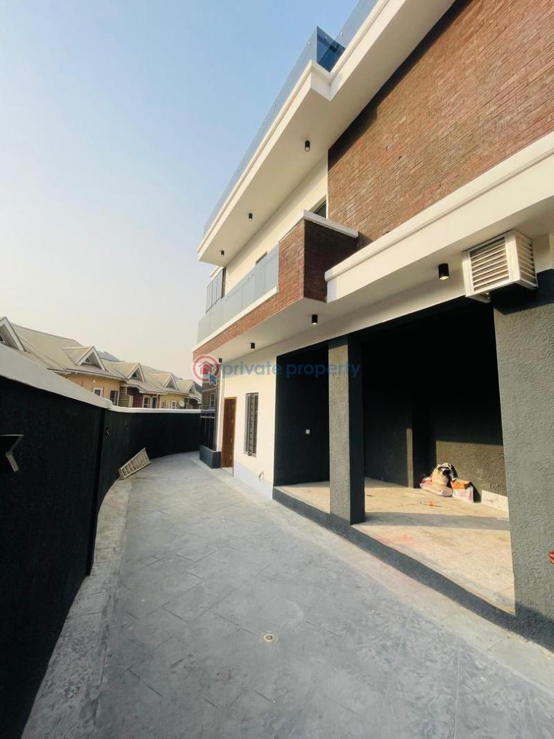 5 bedroom Detached Duplex For Sale River Valley Estate Berger Ojodu Lagos - 1