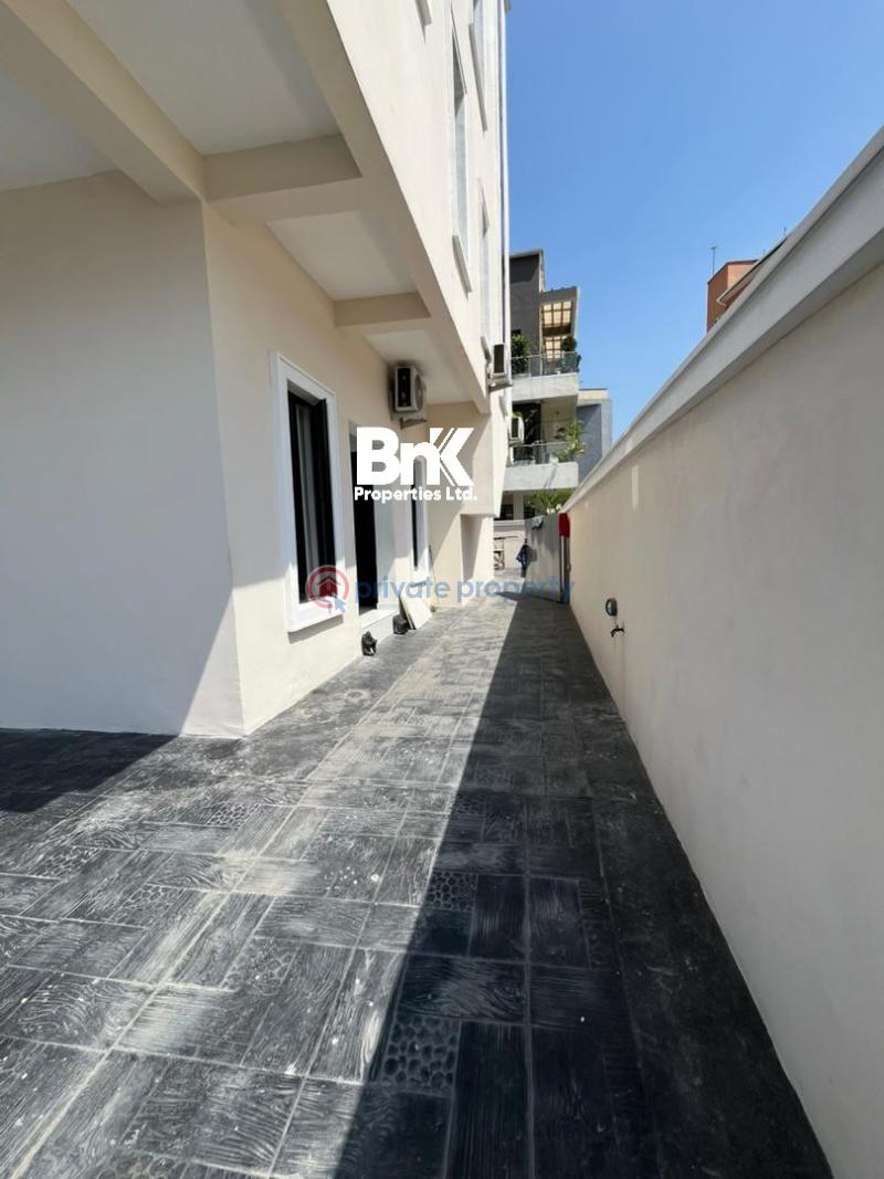 6 bedroom Detached Duplex For Sale Lekki Phase 1 Lagos - 2
