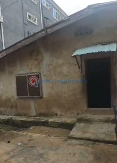 House For Sale Abule Ijesha  Yaba Lagos - 0