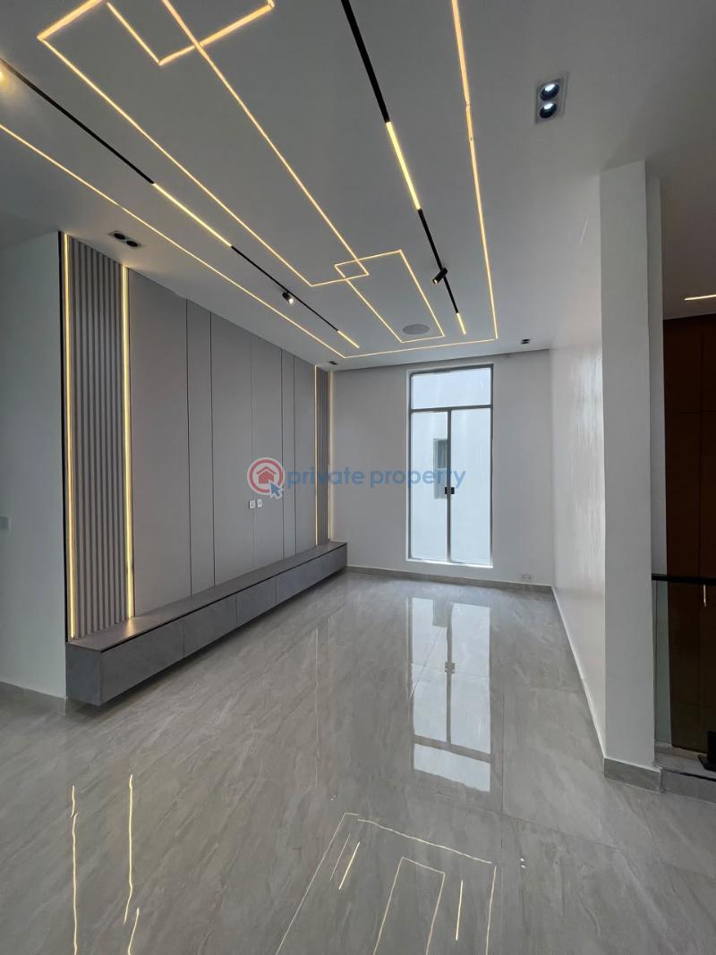 5 bedroom Detached Duplex For Sale Osapa London Lekki Lagos - 1