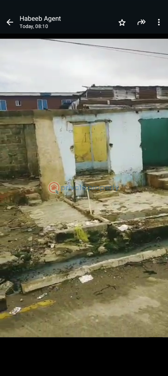 Land For Sale Ijesha Surulere Lagos - 1