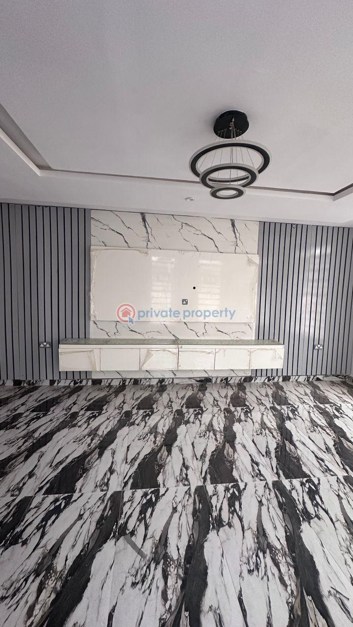5 bedroom Duplex For Sale Admiral Close, Ire Akari Estate, Ibadan. Akala Express Ibadan Oyo - 3