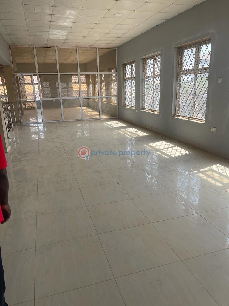 Commercial Property For Sale Complex At Lakunle Bus Top Akala Express Area Ibadan Ibadan Oyo - 1
