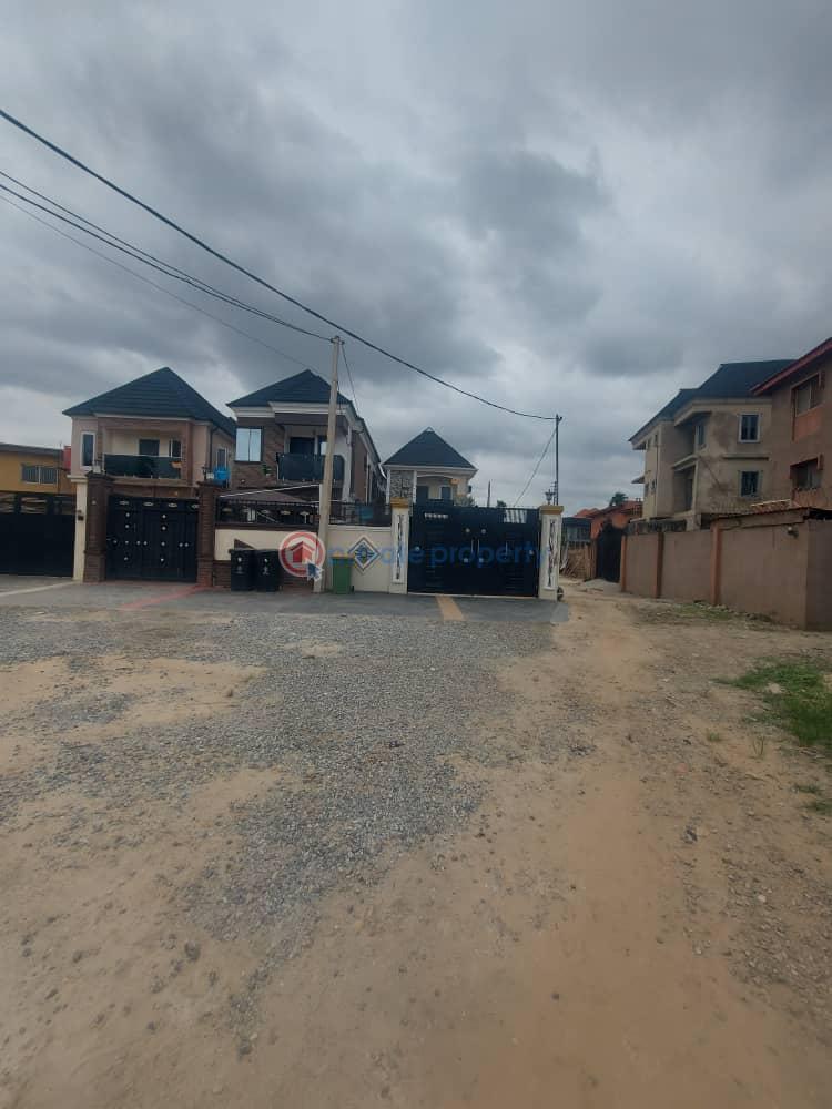 2 bedroom Block Of Flats For Sale Off College Road Ogba Lagos - 7