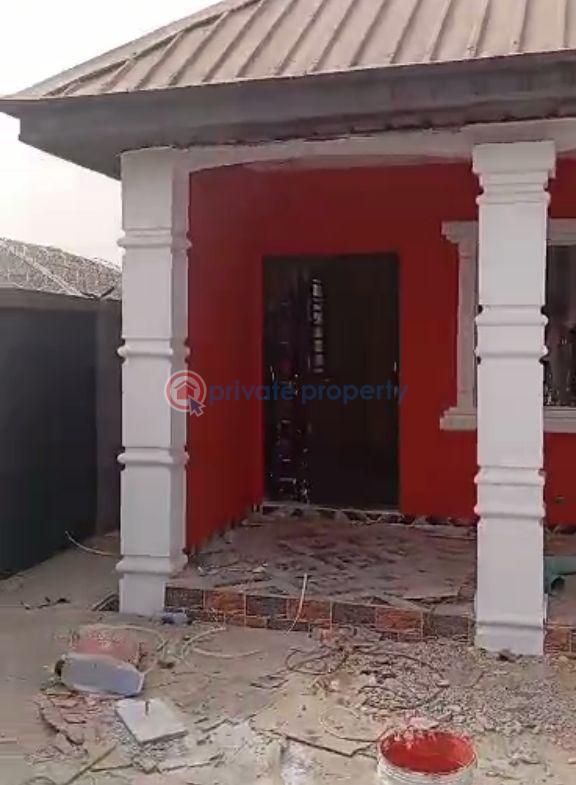 3 bedroom Bungalow For Sale Igbogbo Ikorodu Lagos - 6