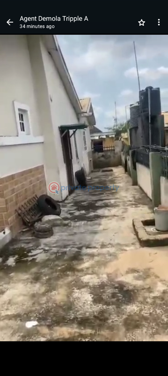 3 bedroom Detached Bungalow For Sale Diamond Estate Lasu Isheri Igando Ikotun/Igando Lagos - 3