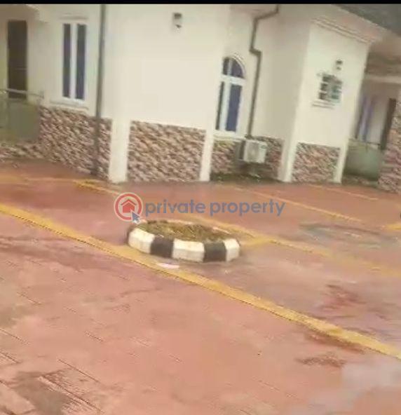 4 bedroom Detached Bungalow For Sale Ikorodu Lagos - 4