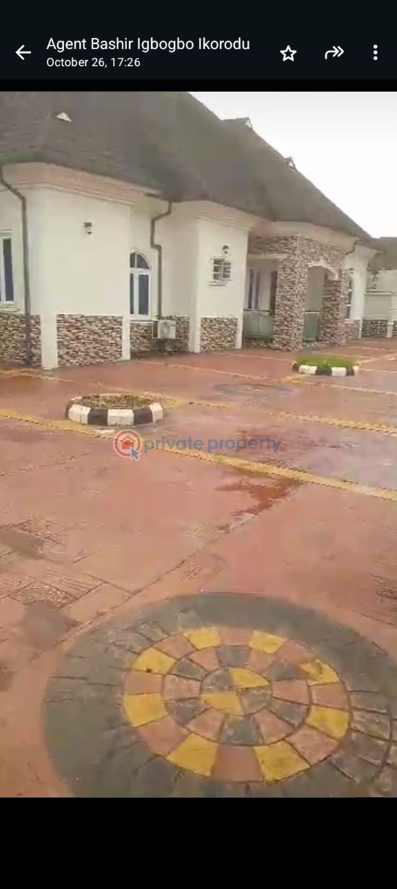 4 bedroom Detached Bungalow For Sale Ikorodu Lagos - 5