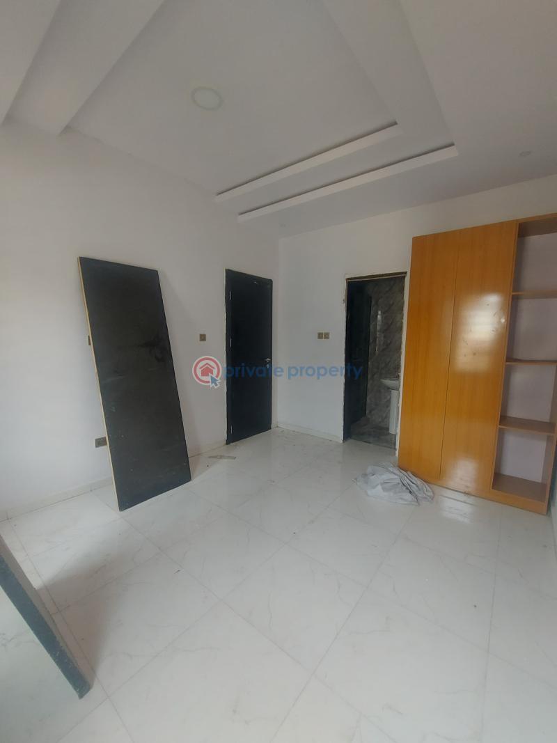4 bedroom Semi detached Duplex For Sale Magodo GRA Phase 1 Ojodu Lagos - 9
