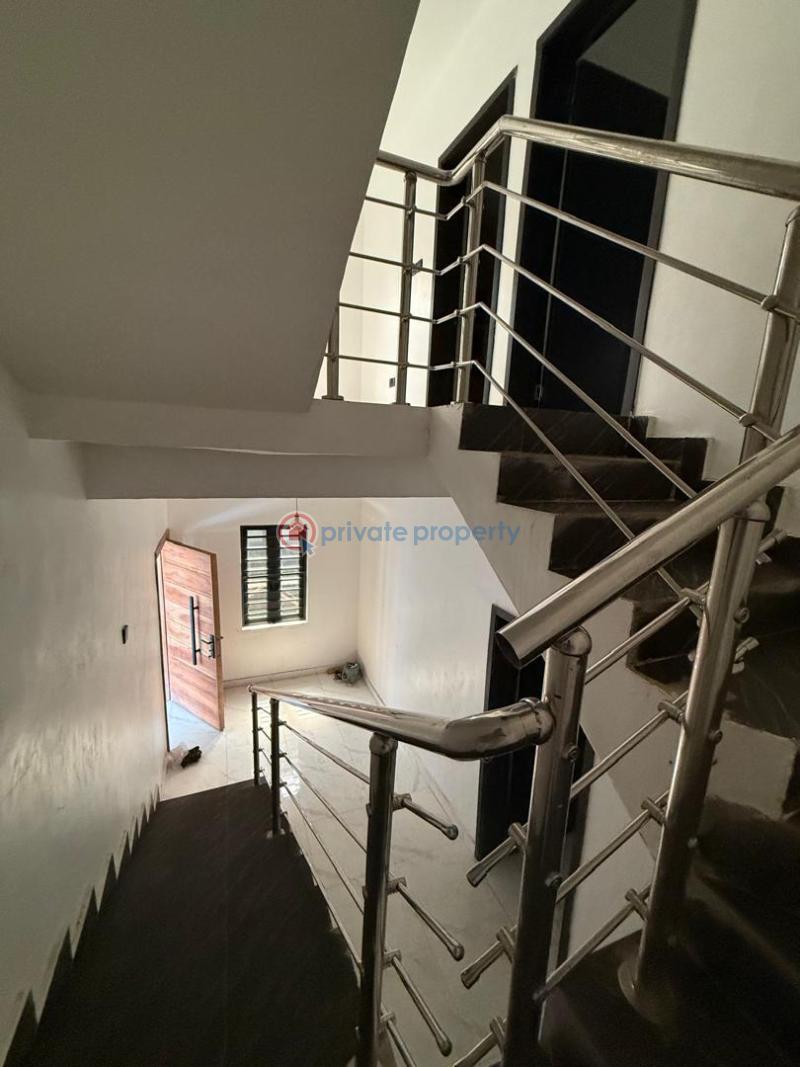 For sale executive 5 bedroom duplex at magodo isheri - 4 5 bedroom Semi detached Duplex For Sale Magodo GRA Phase 1 Ojodu Lagos - 4