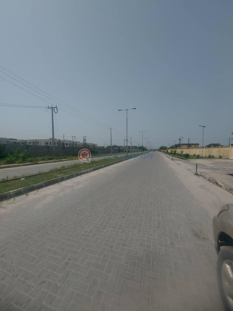 2 bedroom Block Of Flats For Sale Sangotedo Ajah Lagos - 11