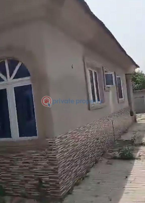 3 bedroom Bungalow For Sale Igbogbo Ikorodu Lagos - 5