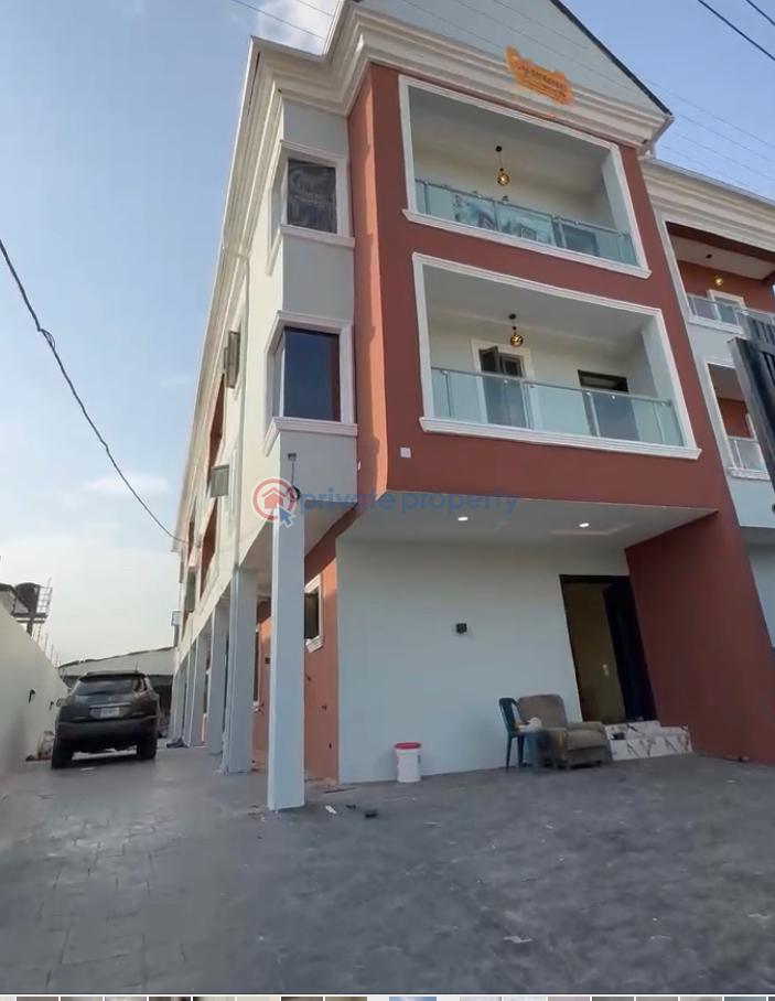 3 bedroom Block Of Flats For Sale Off College Road Ogba Ifako-ogba Lagos - 1