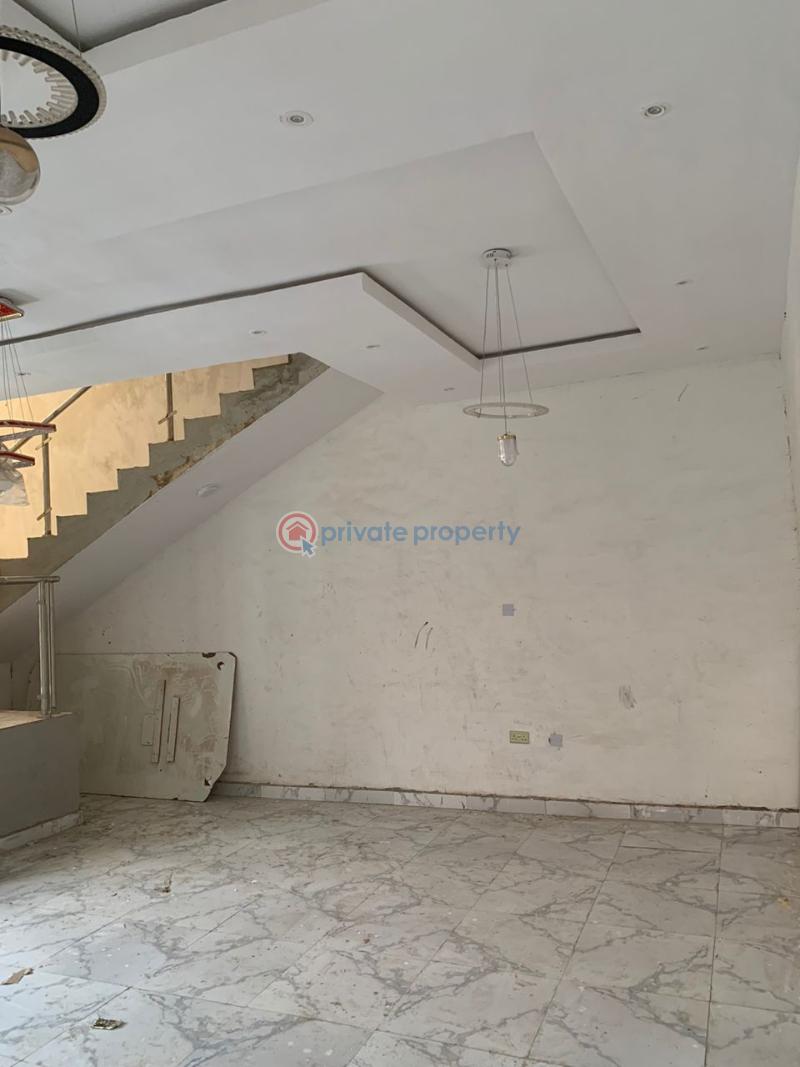 4 bedroom Semi detached Duplex For Sale Magodo GRA Phase 1 Ojodu Lagos - 4