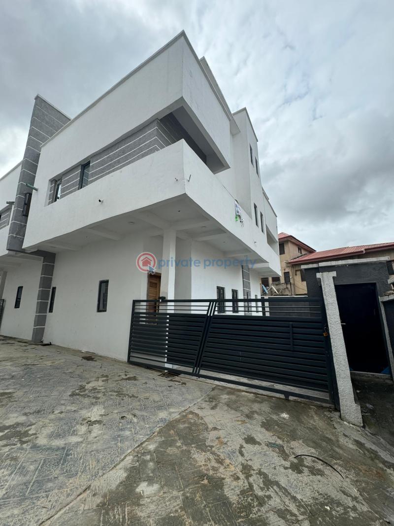 4 bedroom Semi detached Duplex For Sale Omole Phase 1 Ojodu Lagos - 1