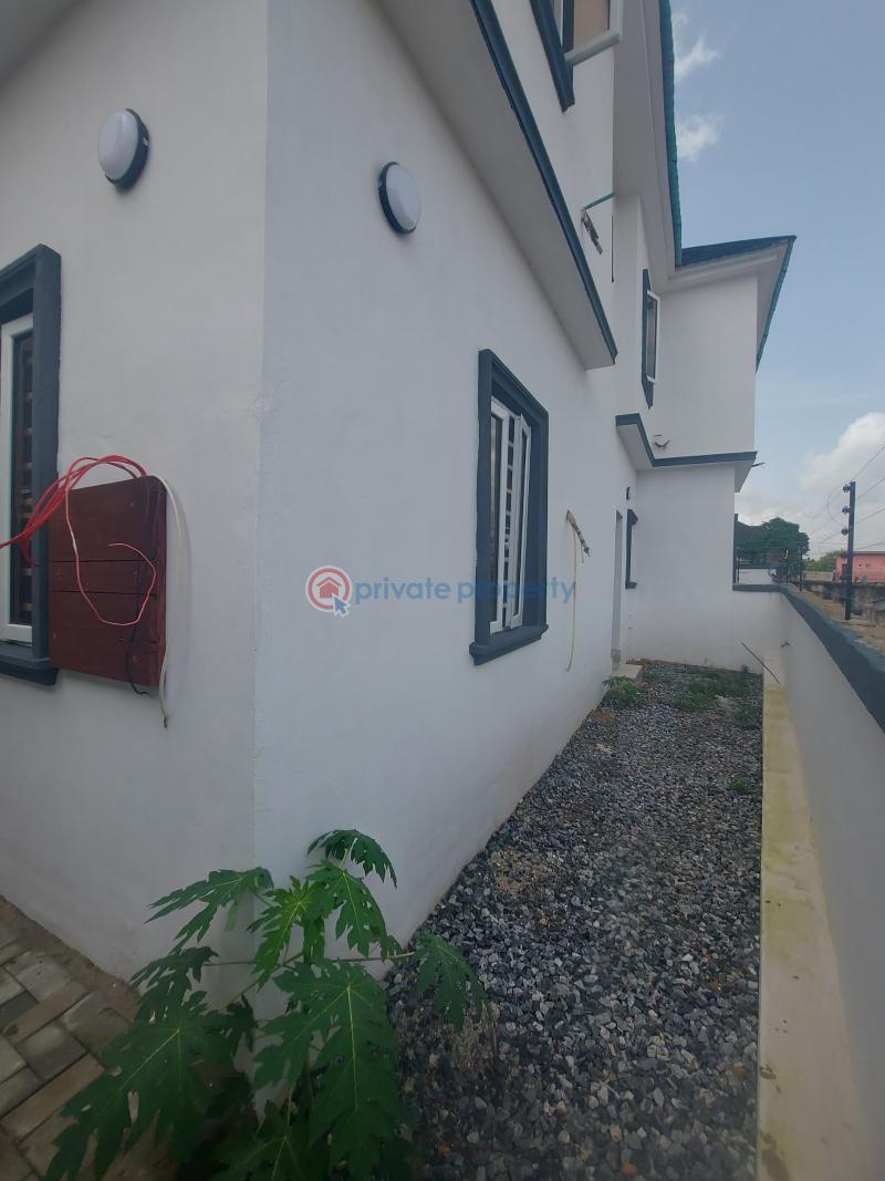 4 bedroom Semi detached Duplex For Sale Magodo GRA Phase 1 Ojodu Lagos - 4