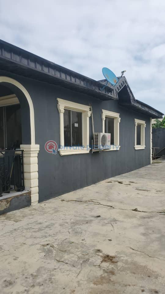 3 bedroom Bungalow For Sale Ibeshe Ikorodu Lagos - 1