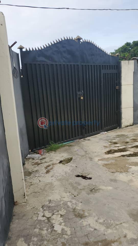 3 bedroom Bungalow For Sale Ibeshe Ikorodu Lagos - 2
