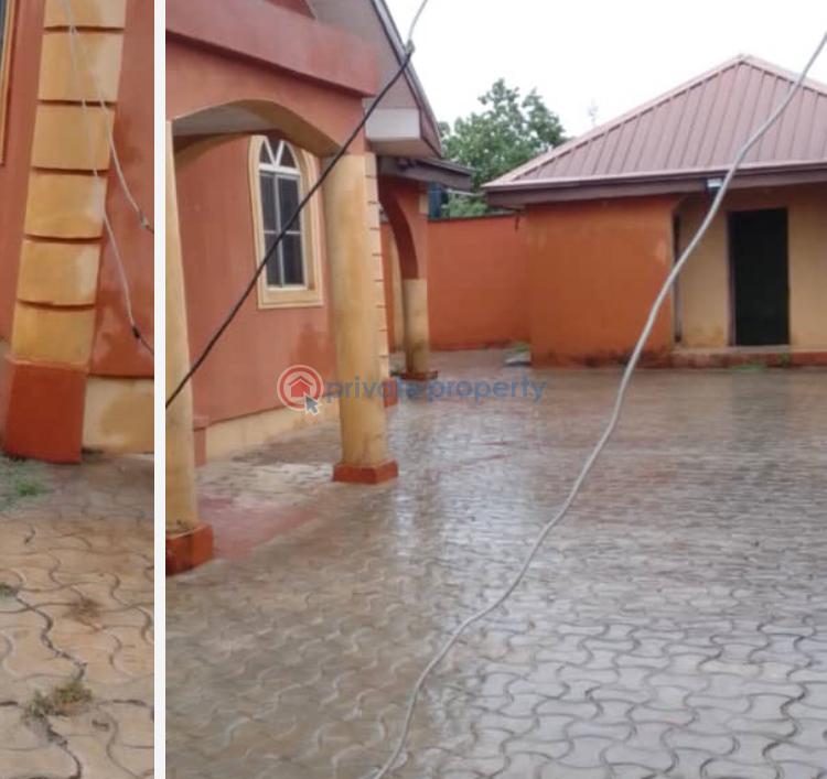 4 bedroom Bungalow For Sale Igbogbo Ikorodu Lagos - 4