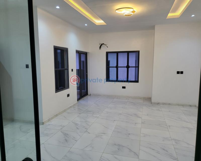 4 bedroom Semi detached Duplex For Sale Along Lekki Expressway Lagos - 10