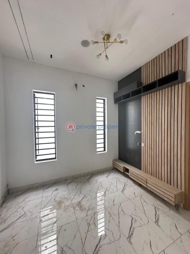 For sale: exquisitely finished 5  bedroom  fully detached duplex with bq & swimmming pool. - 8 5 bedroom Detached Duplex For Sale Along Lekki Expressway Lagos - 8