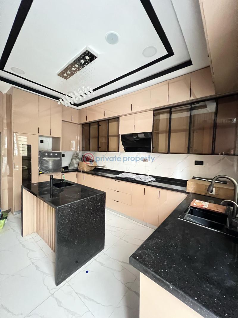 For sale: exquisitely finished 5 bedroom fully detached duplex with bq & open roof top terrace - 2 5 bedroom Detached Duplex For Sale Chevron Lekki Lagos - 2